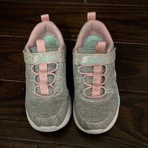 Kids' Gray and Pink Sneakers